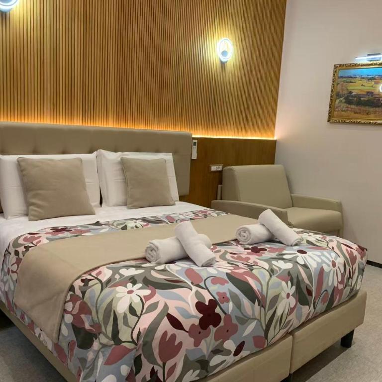 Luxe roma - Camera Matrimoniale Deluxe (2 Adulti + 1 Bambino) - 10
