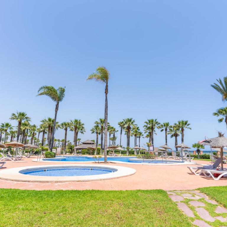 1HAB premium, checkin autónomo, acceso directo a playa, parking, terraza y piscina - Apartamento de 1 dormitorio - 29