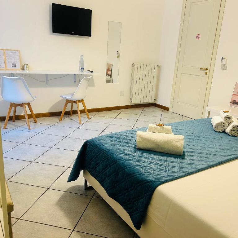 La Dolce Vita Catania - Double Room with Private Bathroom - 7