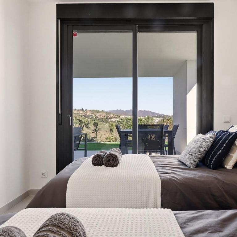 006 Modern 3 Bed Calanova Golf Apartment - Appartement 3 Chambres avec Vue sur la Montagne - 14