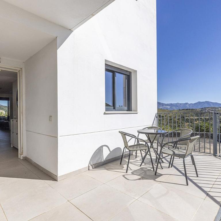 006 Modern 3 Bed Calanova Golf Apartment - Appartement 3 Chambres avec Vue sur la Montagne - 40