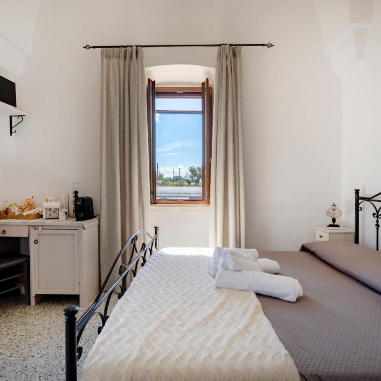 Masseria Lamapecora - Camera Matrimoniale con Vista Giardino - 20