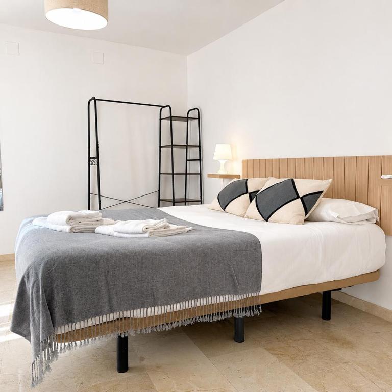 Arellano Center Suites - Apartment - 13