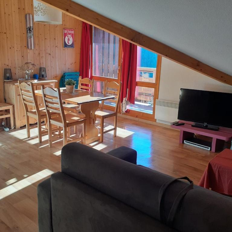5 person apartment pool and panoramic balcony view - Appartement 1 Chambre - 1