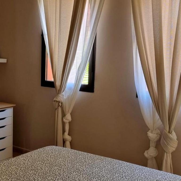Bouganville - Apartment with Terrace & Shared Pool - Appartement 1 Chambre - 18