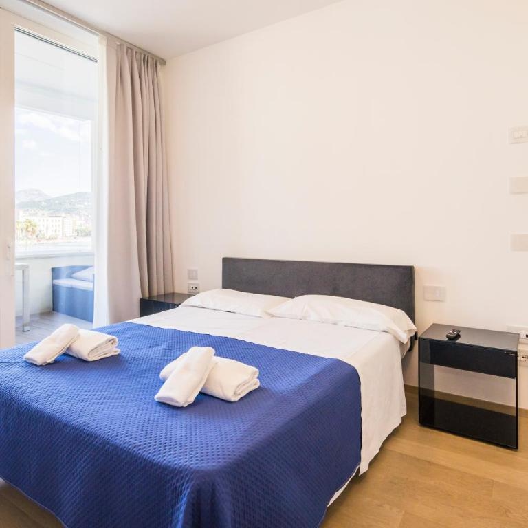 Crescent Luxury Retreat - Seafront Apartment Scala B - Appartamento con 2 Camere da Letto e Vista Mare - 7