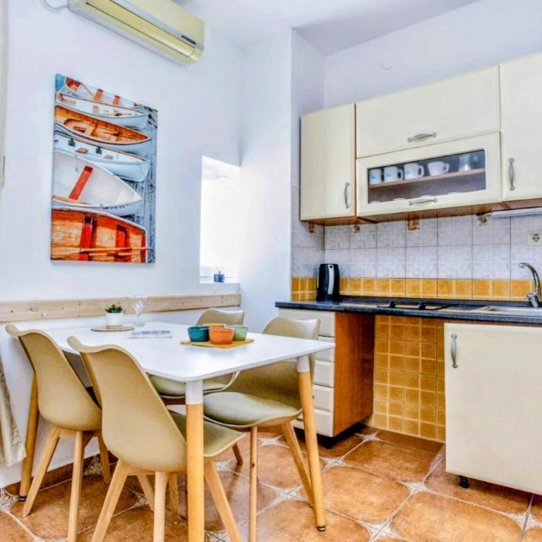 Apartment SM - One-Bedroom Apartment with Terrace and Sea View - 7