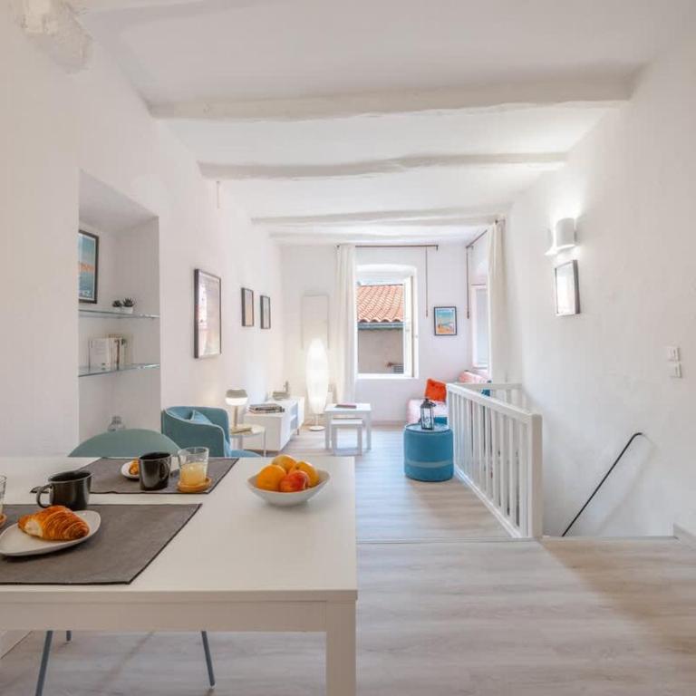 Le Seize, cosy studio au coeur de la vieille ville de Menton - Appartement 1 Chambre - 10