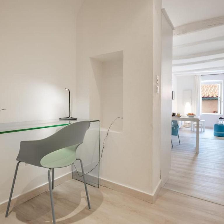Le Seize, cosy studio au coeur de la vieille ville de Menton - Appartement 1 Chambre - 25