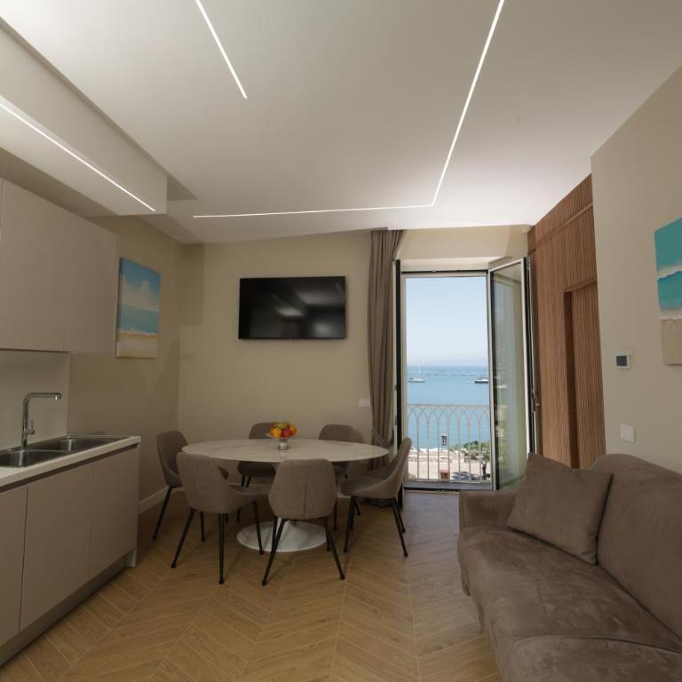 Live in Gaeta - One-Bedroom Apartment with Balcony and Sea View - 6