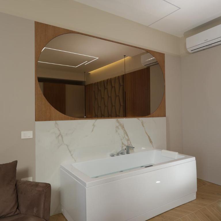 Live in Gaeta - One-Bedroom Apartment with Balcony and Sea View - 7