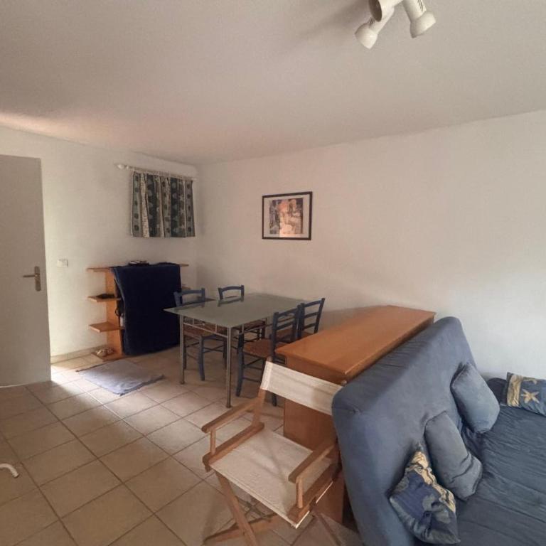 Bright house with terrace and garden in Fréjus - Ferienhaus - 1