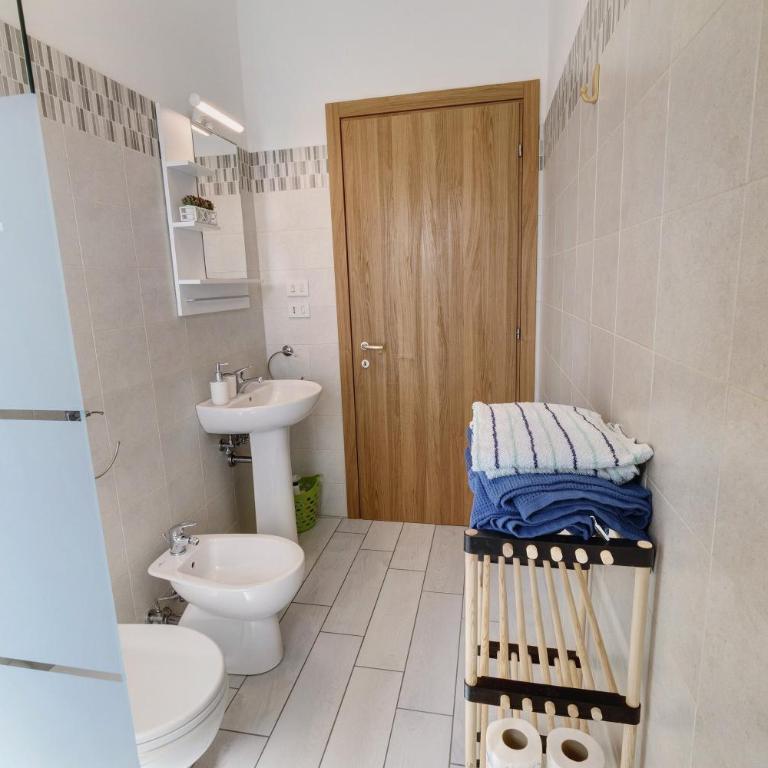 Appartamento 41 - Appartamento Deluxe con 2 Camere da Letto e Balcone - 4