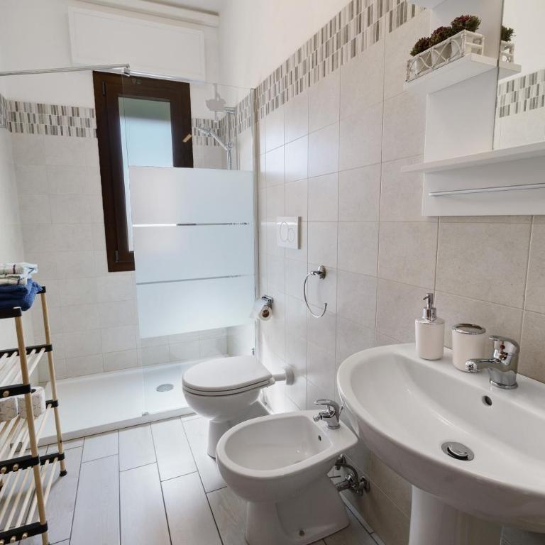 Appartamento 41 - Appartamento Deluxe con 2 Camere da Letto e Balcone - 11