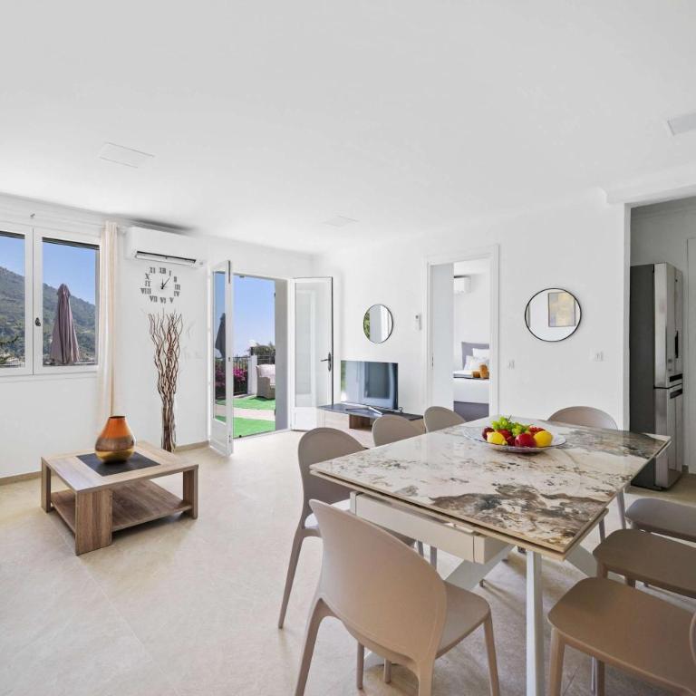 Beautiful renovated family apartment, Menton hills, 10' from city center - Appartement avec Terrasse - 6