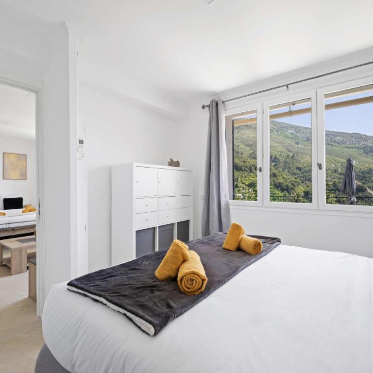 Beautiful renovated family apartment, Menton hills, 10' from city center - Appartement avec Terrasse - 13