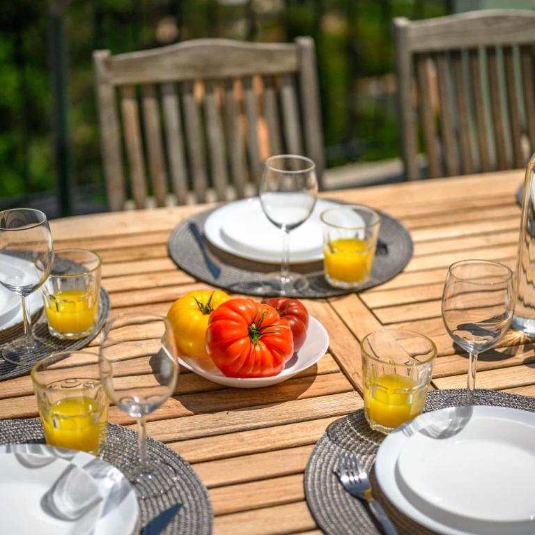 Beautiful renovated family apartment, Menton hills, 10' from city center - Appartement avec Terrasse - 38