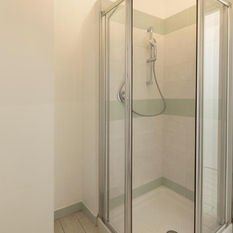 Beyond Properties - Lungo Dora - Monolocale Queen Deluxe - 8