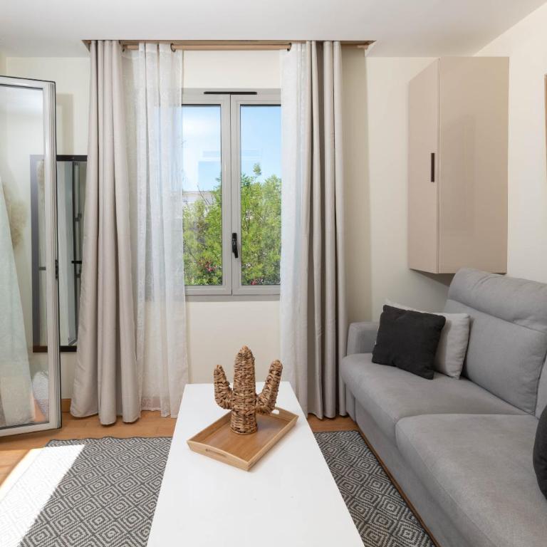 Le Cocoon Balinais - 2-Bedroom Apartment with Terrace (Sleeps 4) - Le Cocoon | Mandara Beach Residence - 4