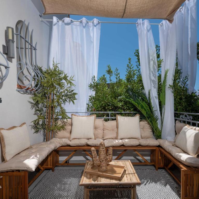 Le Cocoon Balinais - 2-Bedroom Apartment with Terrace (Sleeps 4) - Le Cocoon | Mandara Beach Residence - 1