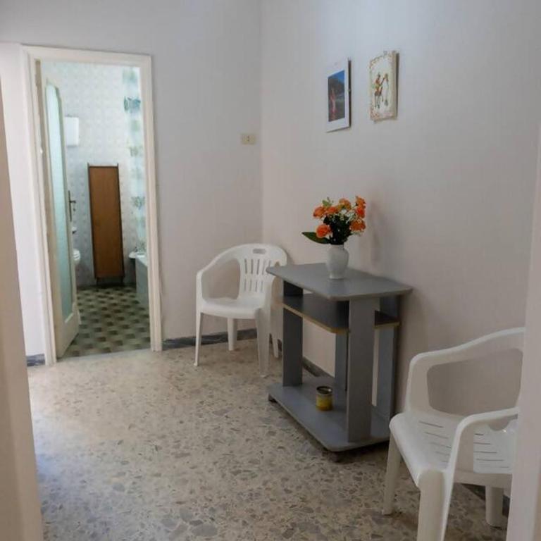 A 100 metri da Serapo - Casa San Nilo - Three-Bedroom Apartment - 17