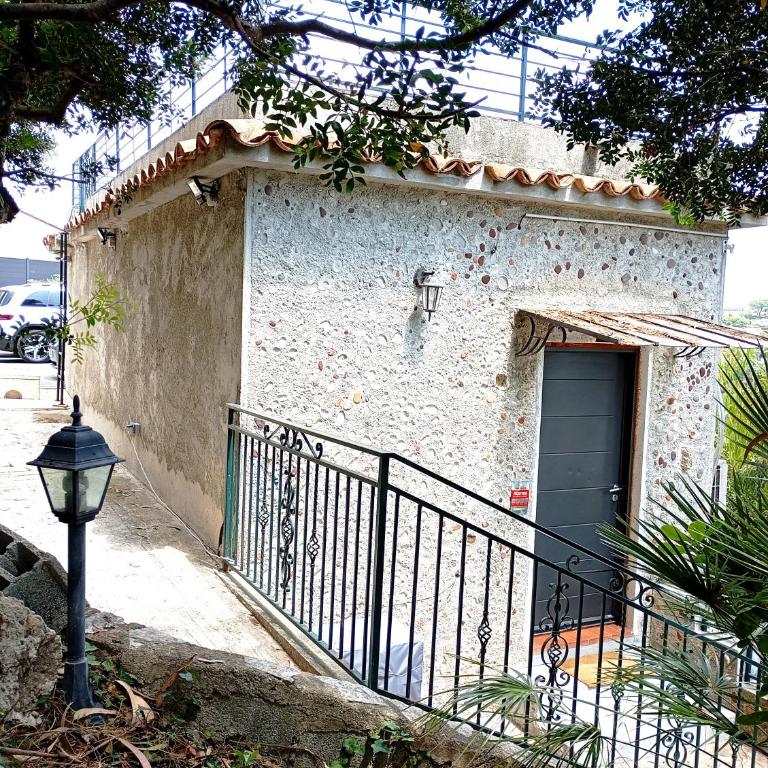 Studio Vue Mer - One-Bedroom House - 12