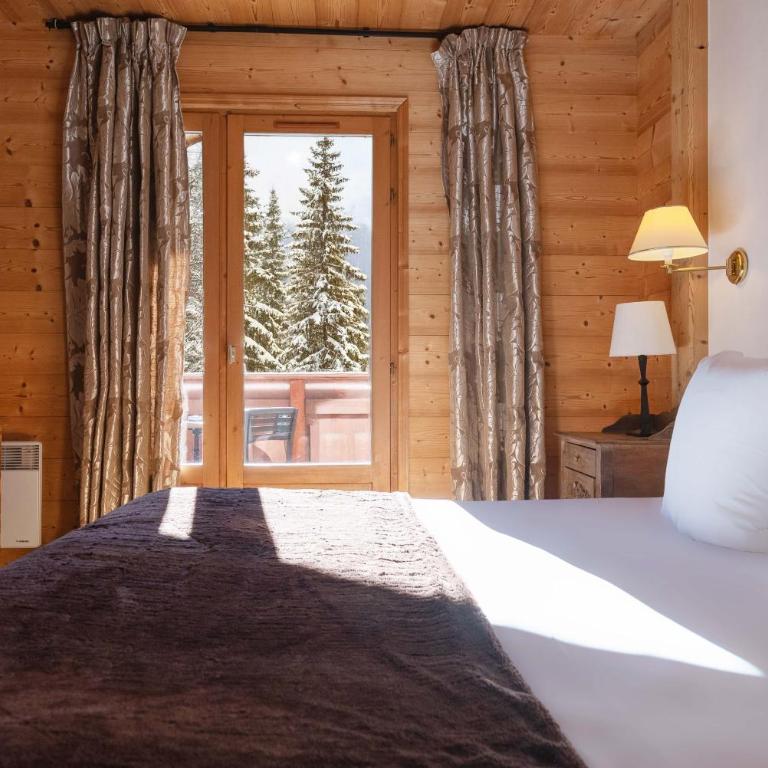 La Maison Hôtel Les Peupliers - Chambre Familiale avec Balcon - Vue sur Lac - 3