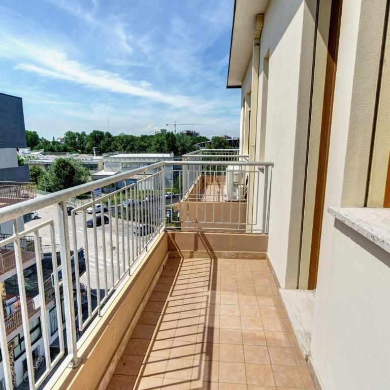Appartamento 41 - Appartamento Deluxe con 2 Camere da Letto e Balcone - 16