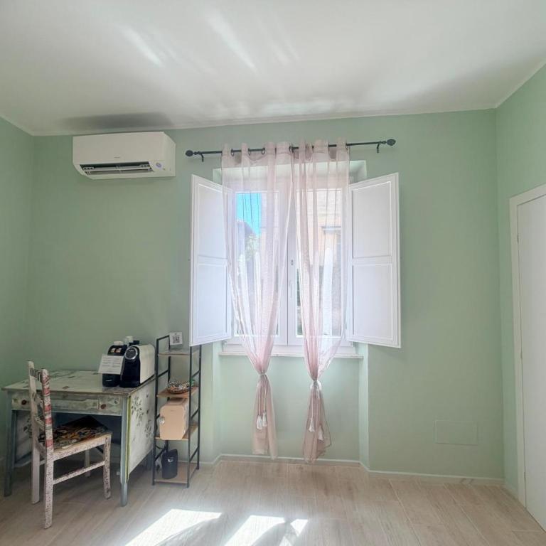 Queen of Dreams - Double or Twin Room with Private Bathroom - 3