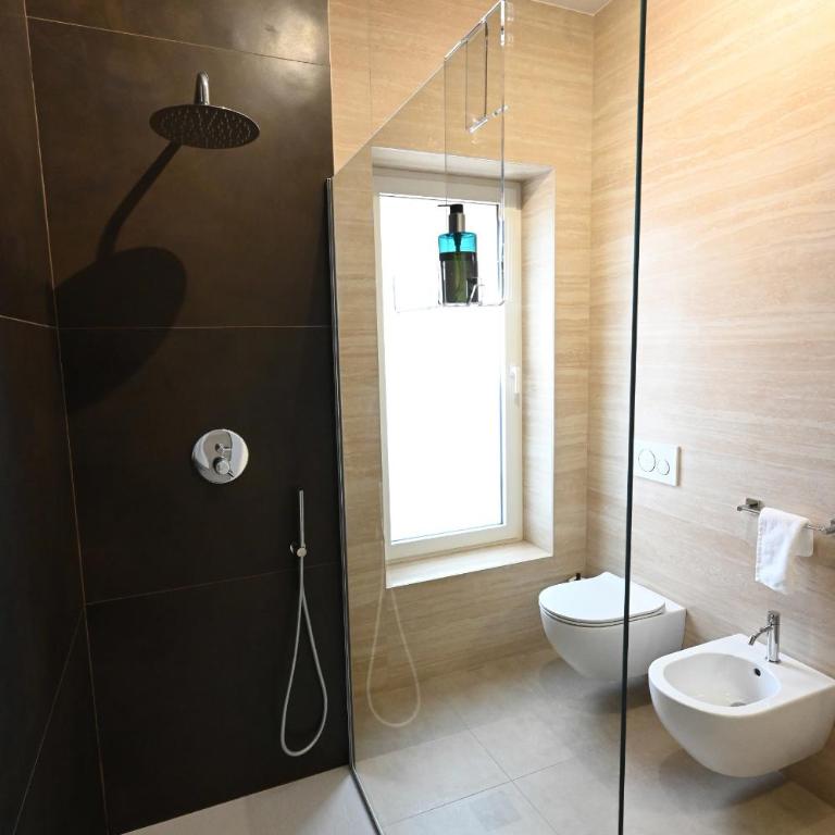 MELO 48 - Deluxe One-Bedroom Apartment with City View - 2