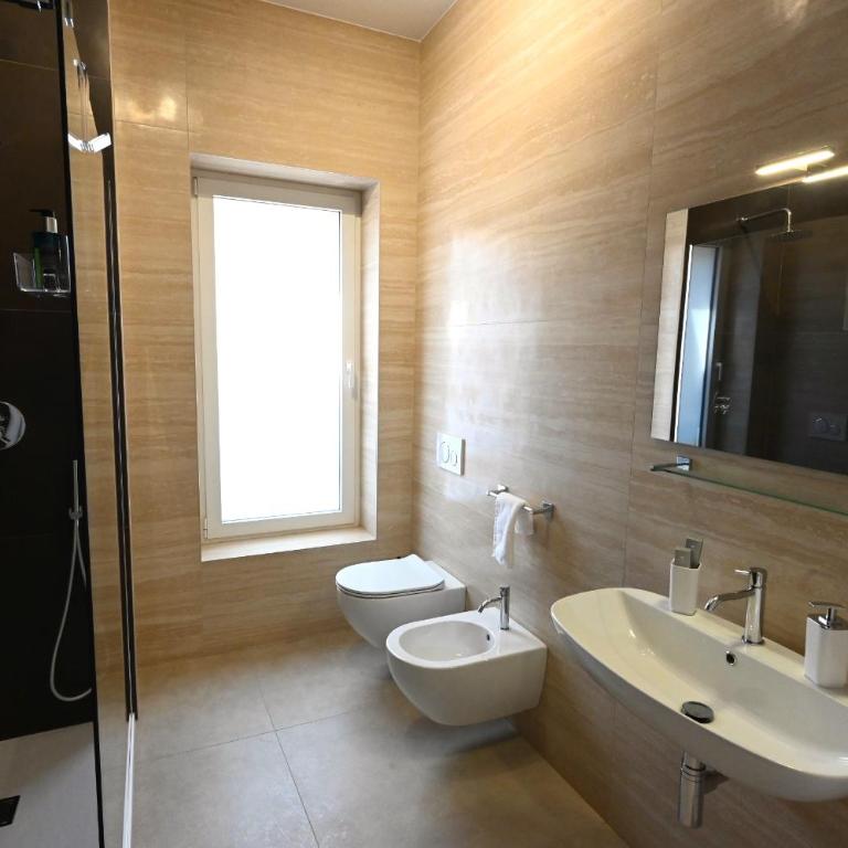 MELO 48 - Deluxe One-Bedroom Apartment with City View - 4