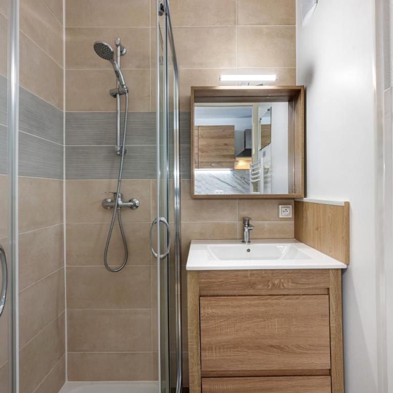 Appartement Proche Des Pistes - Appartement 1 Chambre Supérieur avec Balcon - 16