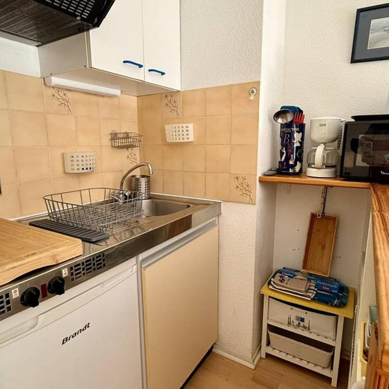 Studio Cabine à Arcachon, Proche Centre, Balcon ensoleillé, Parking, à 600m de la Plage - FR-1-433-98 - Studio - 4