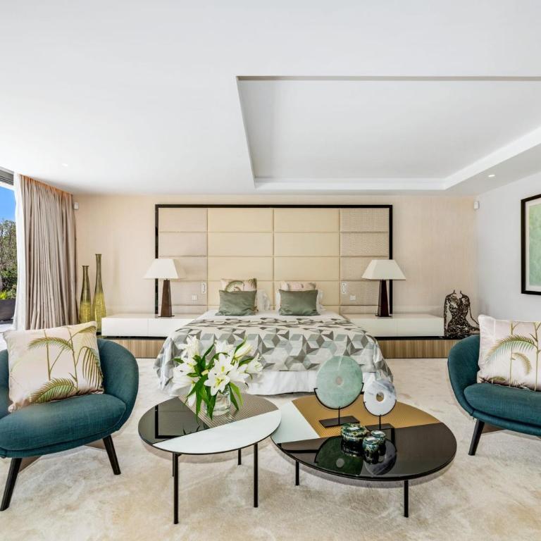 All About Villa Serenity - Villa - 18