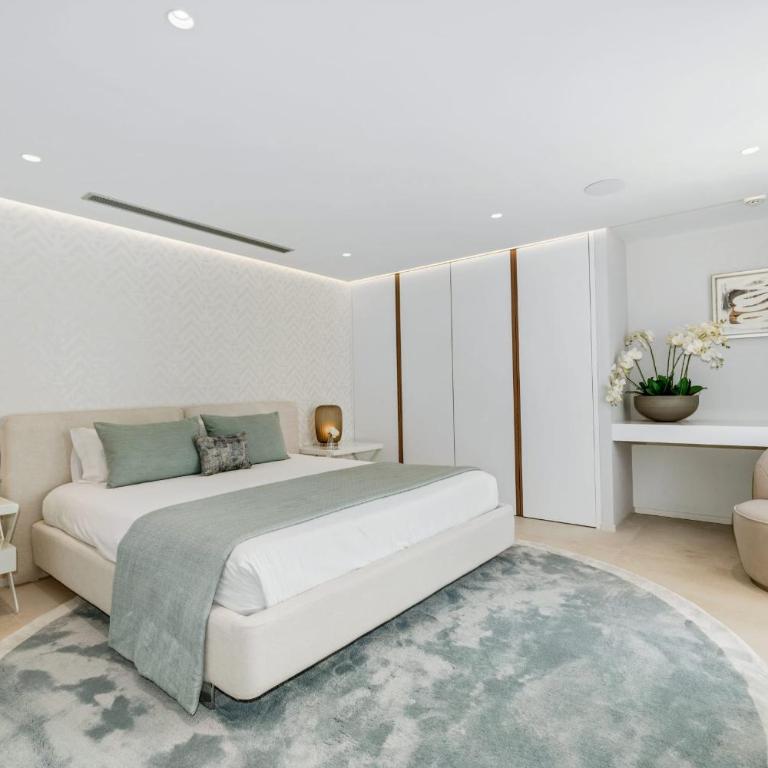 All About Villa Serenity - Villa - 36