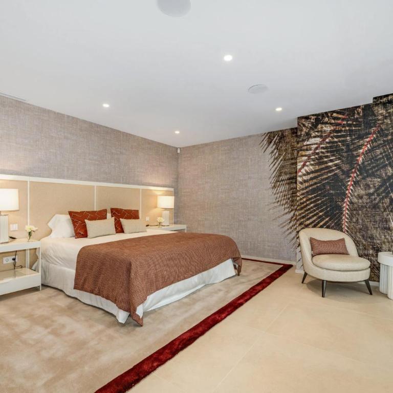 All About Villa Serenity - Villa - 43