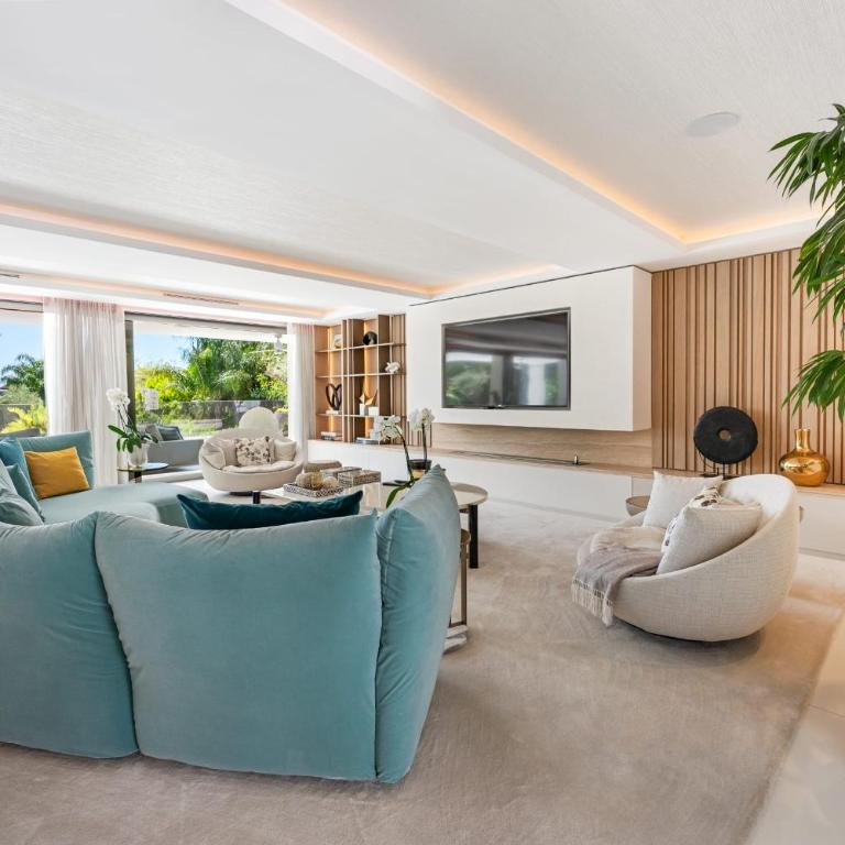 All About Villa Serenity - Villa - 4