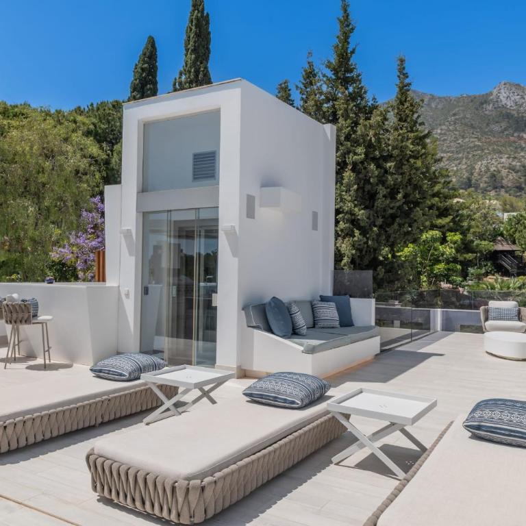 All About Villa Serenity - Villa - 75