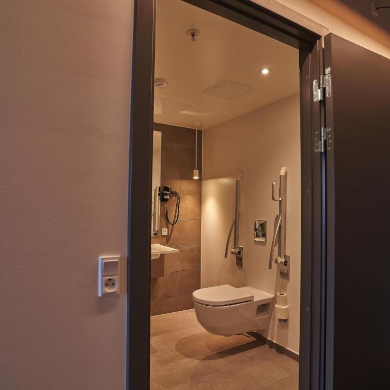 Zleep Hotel Lausanne-Chavannes - Chambre Lits Jumeaux pour Personnes à Mobilité Réduite - 5