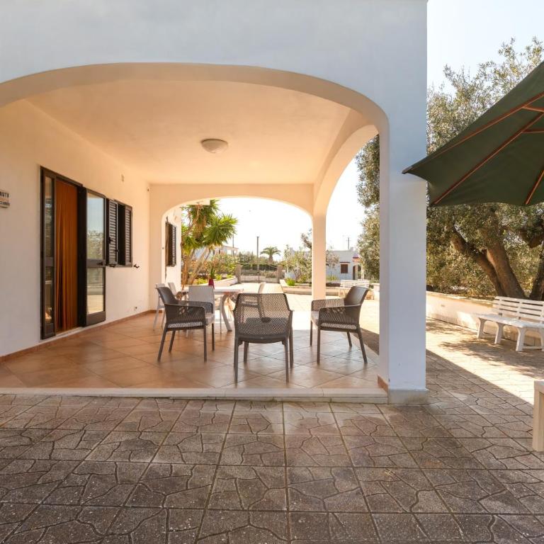 Villa tra gli ulivi in Ostuni - Villa con Vista Giardino - 1