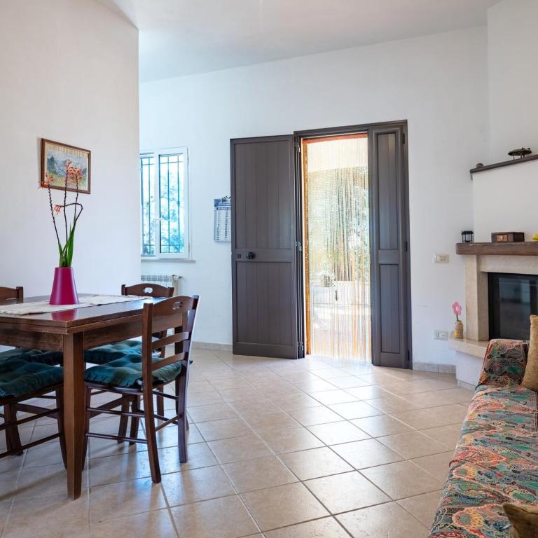 Villa tra gli ulivi in Ostuni - Villa con Vista Giardino - 13