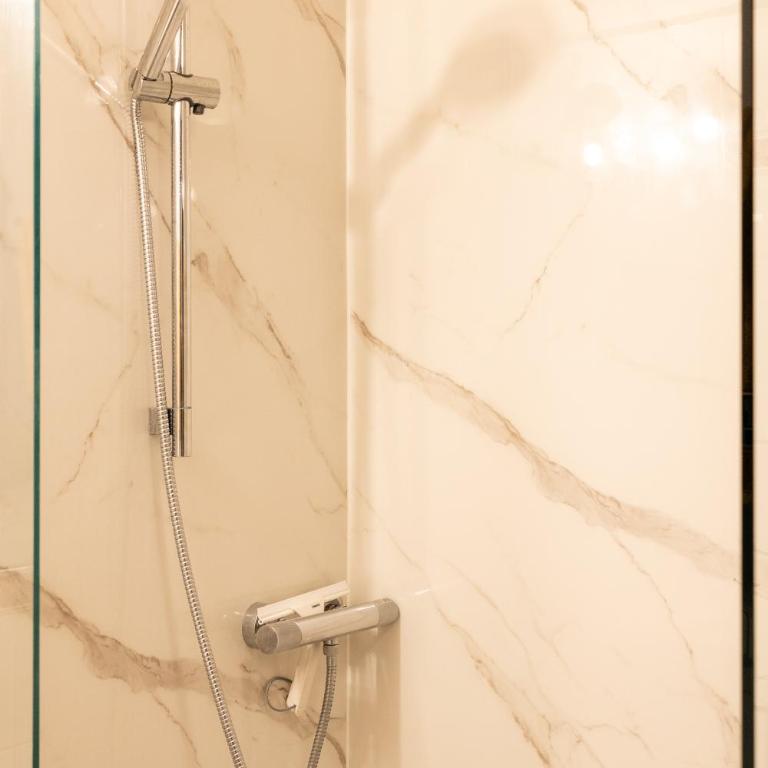 L&P Appartement Klagenfurt - Deluxe Doppelzimmer - 14
