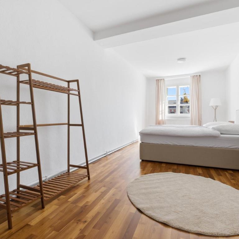 Alpena Homes, Zentrum, sehr geräumig, Küche - Apartment mit 2 Schlafzimmern - 6