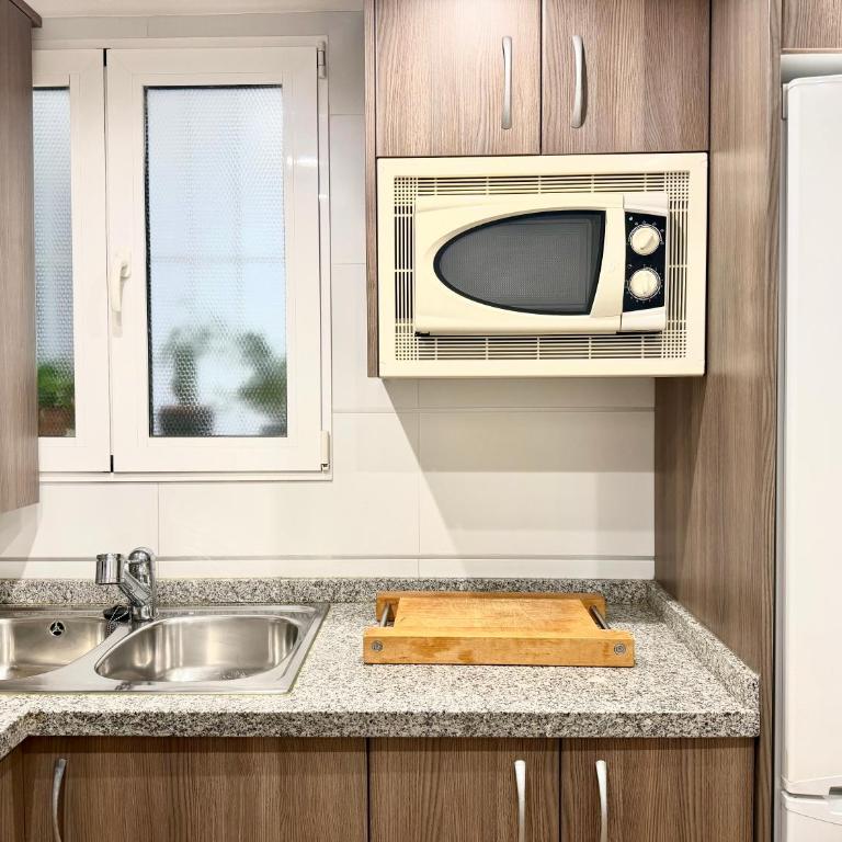 Bright two bedroom apartment for 5 people - Apartamento de 2 dormitorios con vistas al jardín - 15