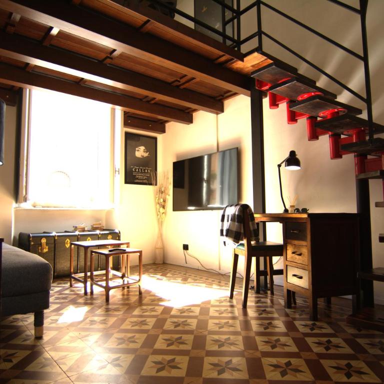 lovely vintage apartment - One-Bedroom Apartment - 1
