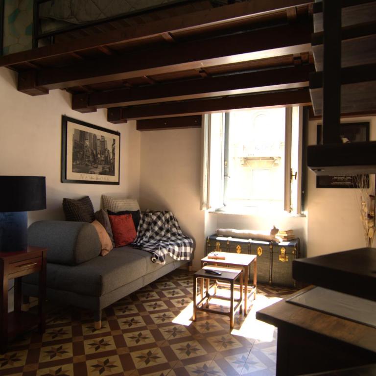 lovely vintage apartment - One-Bedroom Apartment - 5