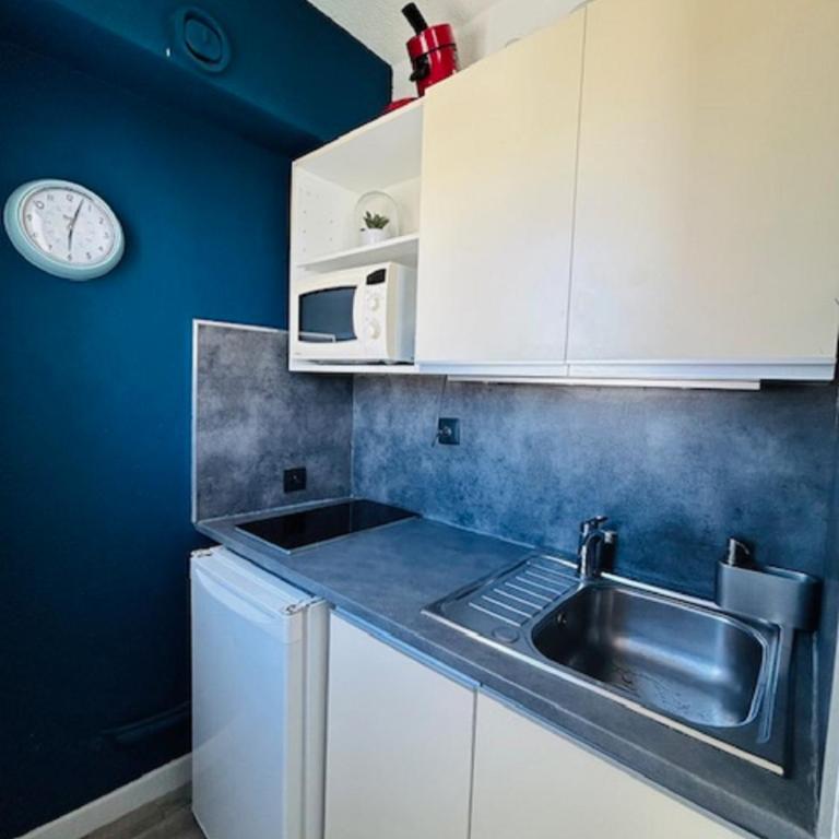 Vittoria Immobilier 8 - REGLEMENT SUR PLACE - chèques vacances acceptés - Studio with Sea View - 6