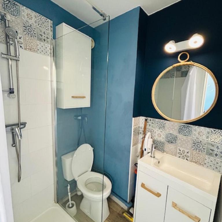 Vittoria Immobilier 8 - REGLEMENT SUR PLACE - chèques vacances acceptés - Studio with Sea View - 9