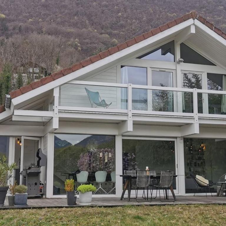 Villa Blanche - Entre montagne piscine et calme - Villa - 11