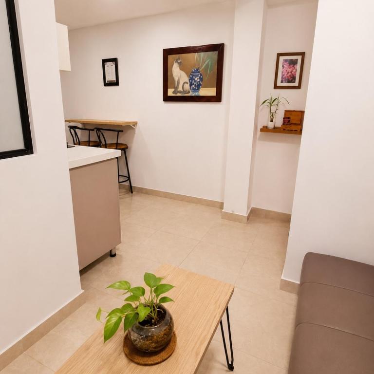 Laureles 55 apto 302 - One-Bedroom Apartment - 9